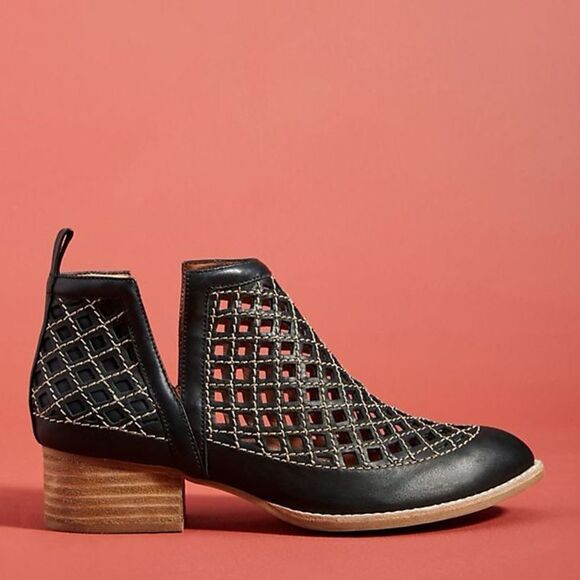 Anthropologie Jeffery Cambell Size 7.5 Taggart Booties black - EUC - Picture 11 of 11